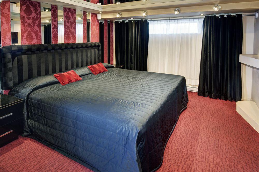 Motel Labarre Longueuil Extérieur photo