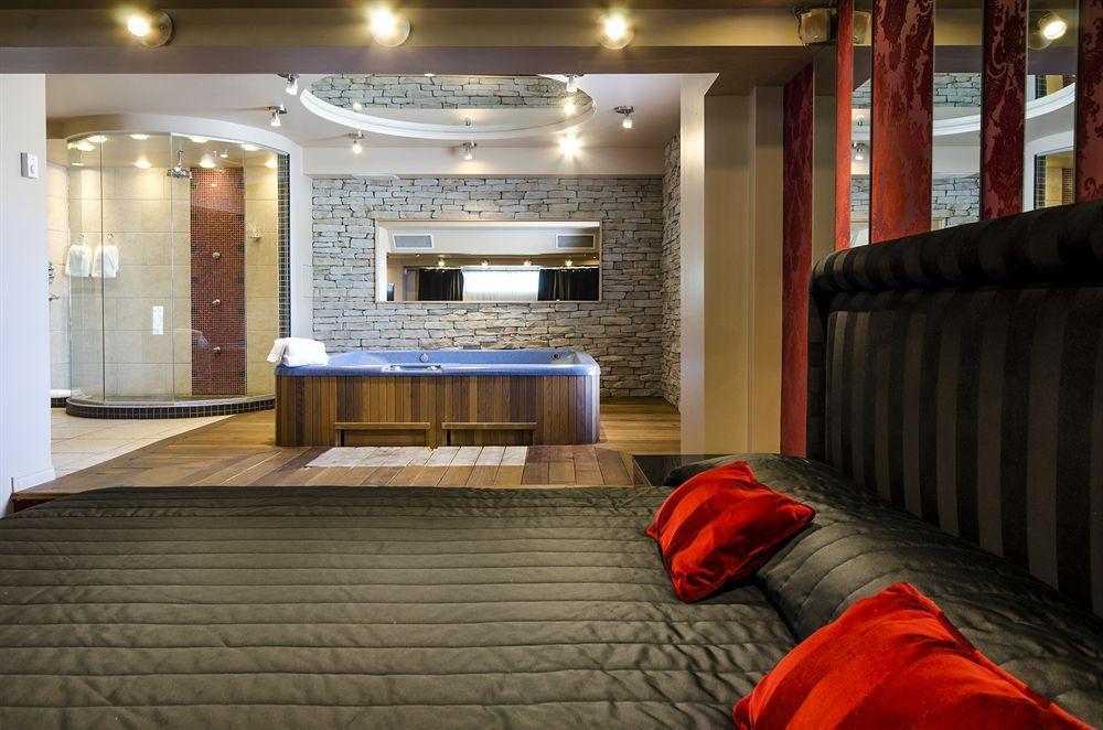 Motel Labarre Longueuil Extérieur photo