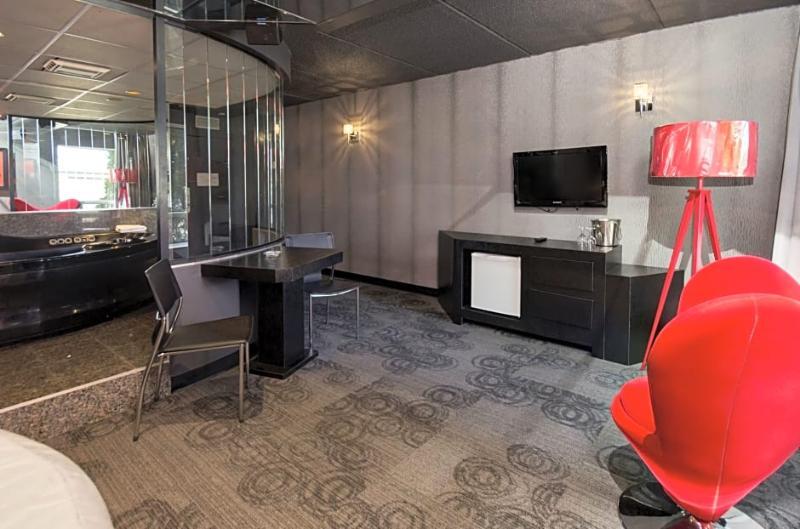 Motel Labarre Longueuil Extérieur photo